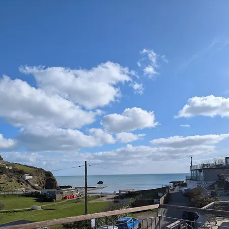 Luxury Sea View At Millendreath Apartment