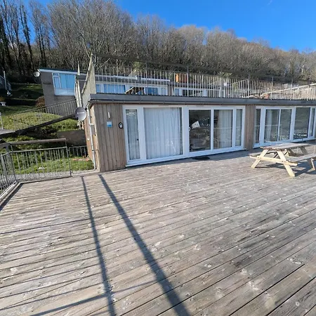 Luxury Sea View At Millendreath Apartment *