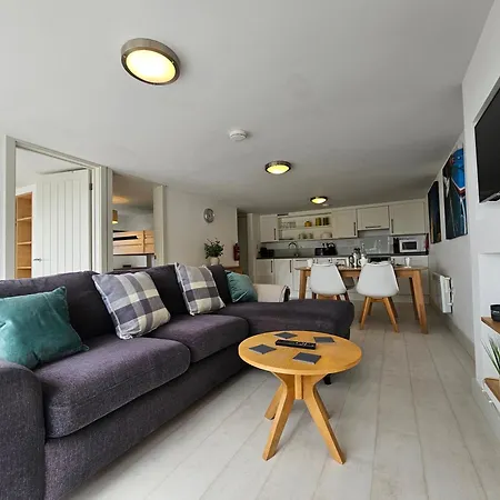 Luxury Sea View At Millendreath