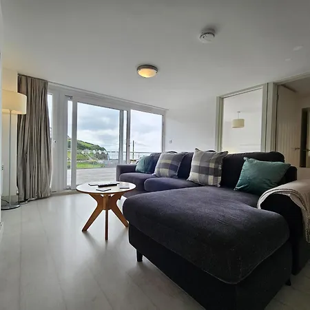 Apartment Luxury Sea View At Millendreath *